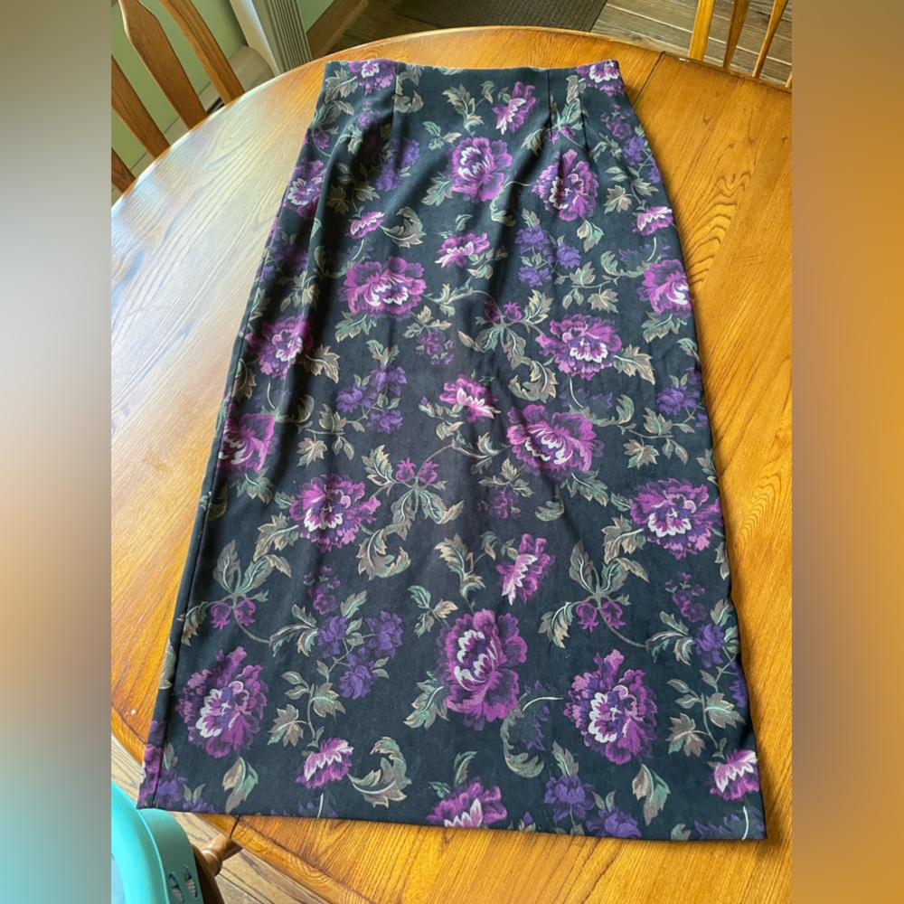 Vintage Briggs 90s floral midi skirt